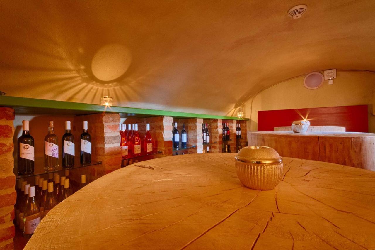 Mestansky Dum - Kulturni Pamatka Mlynska 119 Jindřichŭv Hradec Exterior photo