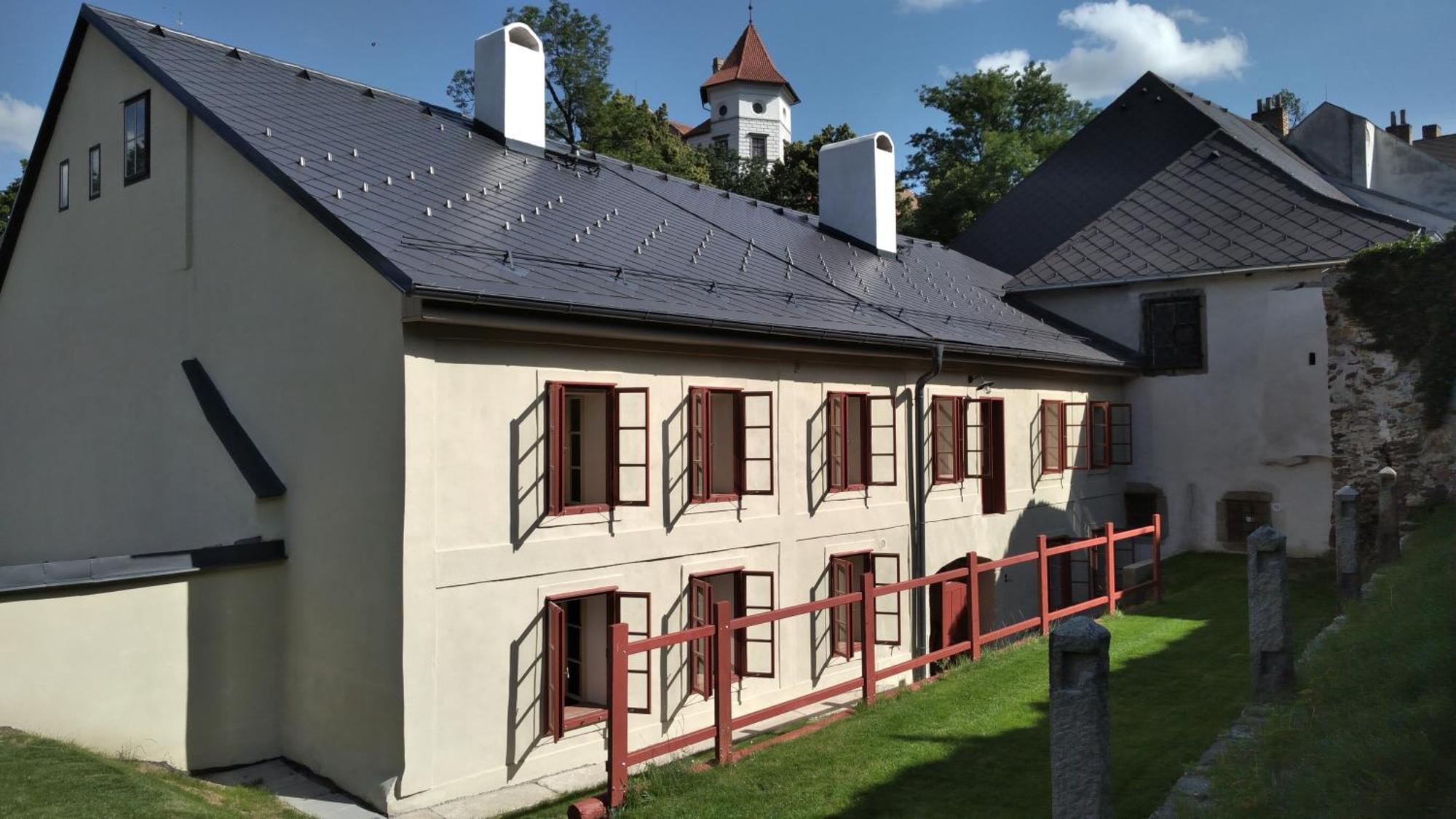 Mestansky Dum - Kulturni Pamatka Mlynska 119 Jindřichŭv Hradec Exterior photo